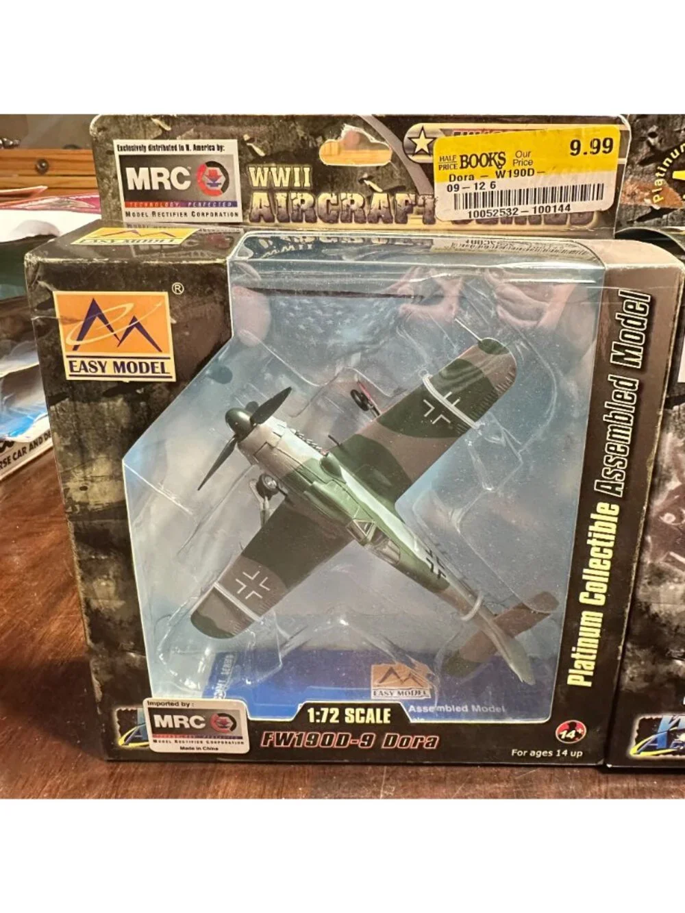 MRC WWII Aircraft Series 1:72 Scale Assembled Models - FW190D-9 Dora & Typhoon M